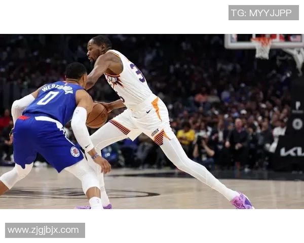 勇士队再次登顶西部，击败快船晋级总决赛